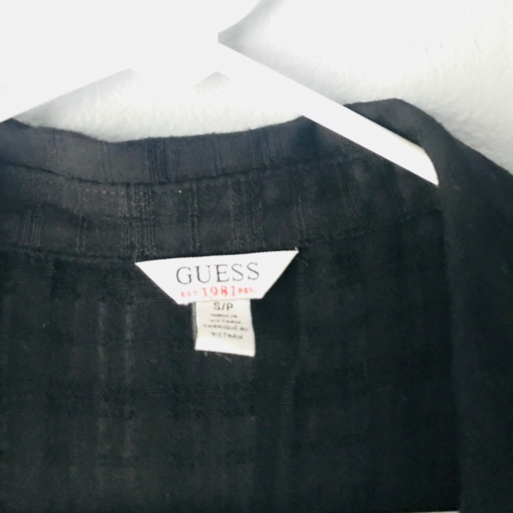 🔥Guess blouse - Picture 2 of 8